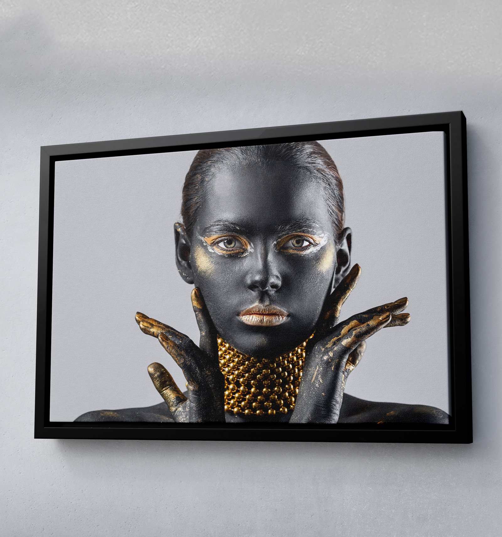 GOLD-QUEENBLACK